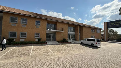 Riverview Park, 3 River Road, Janadel Avenue